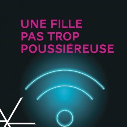 Madame lit Une fille pas trop poussiéreuse