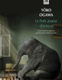 Madame lit Le Petit Joueur d’échecs de Yôko Ogawa