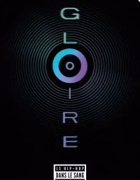 Madame lit <em>Gloire </em>d’Isabelle Roy